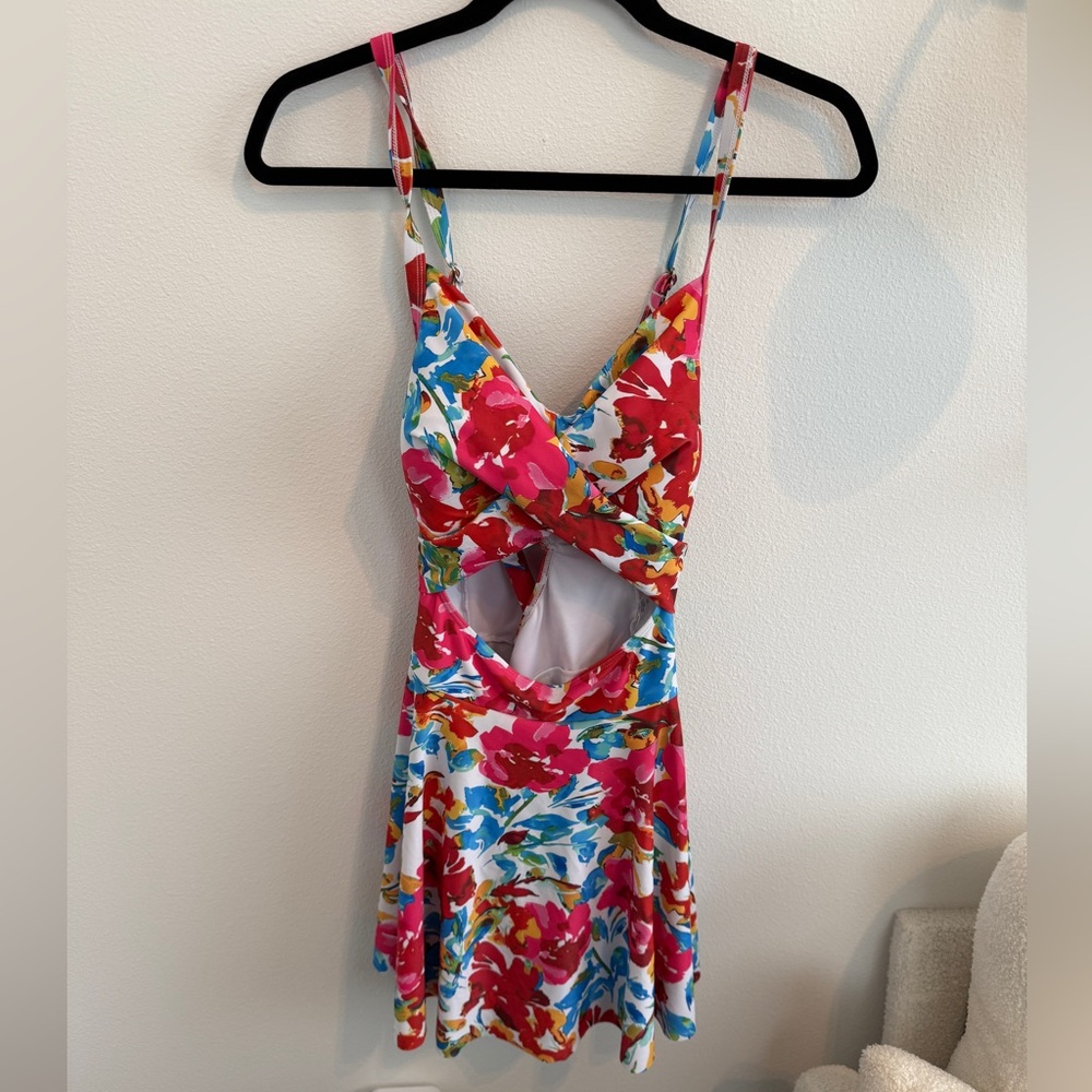 Floral Swimdress One Piece - Picture 4 of 5